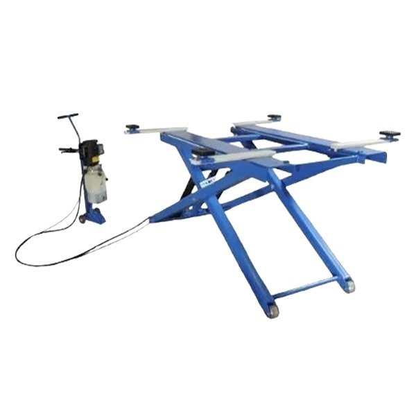 SCISSOR LIFT